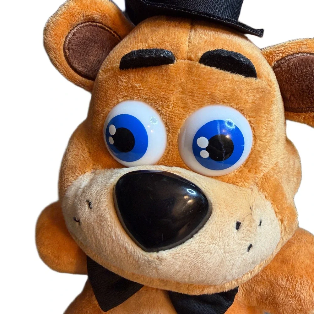Five Nights at Freddys Freddy Fazbear Plush 7 Inch 2021 Scott Cawthon FNAF Bear